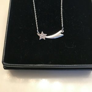 Shooting star necklace in sterling silver